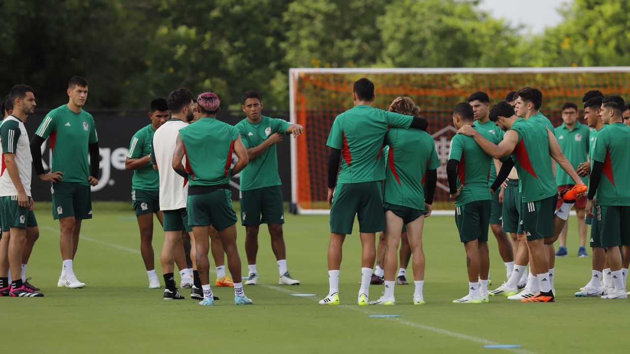 México confirma baja de peso previo a jugar ante Honduras y anuncia su reemplazo