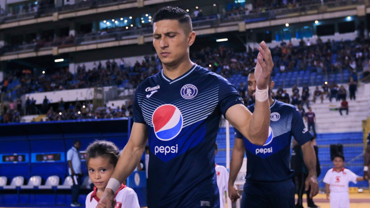 Héctor Castellanos, con giro inesperado sobre su futuro y Motagua anunciará otra baja