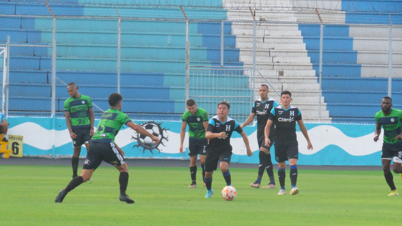 Honduras empató contra Juticalpa en amistoso disputado en el estadio Nacional Chelato Uclés