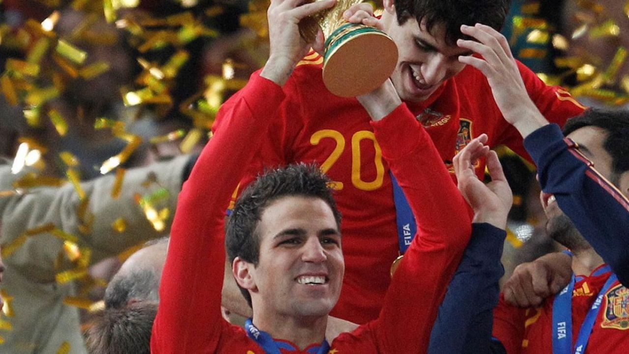 Cesc Fábregas anuncia su retiro después de 21 años de carrera
