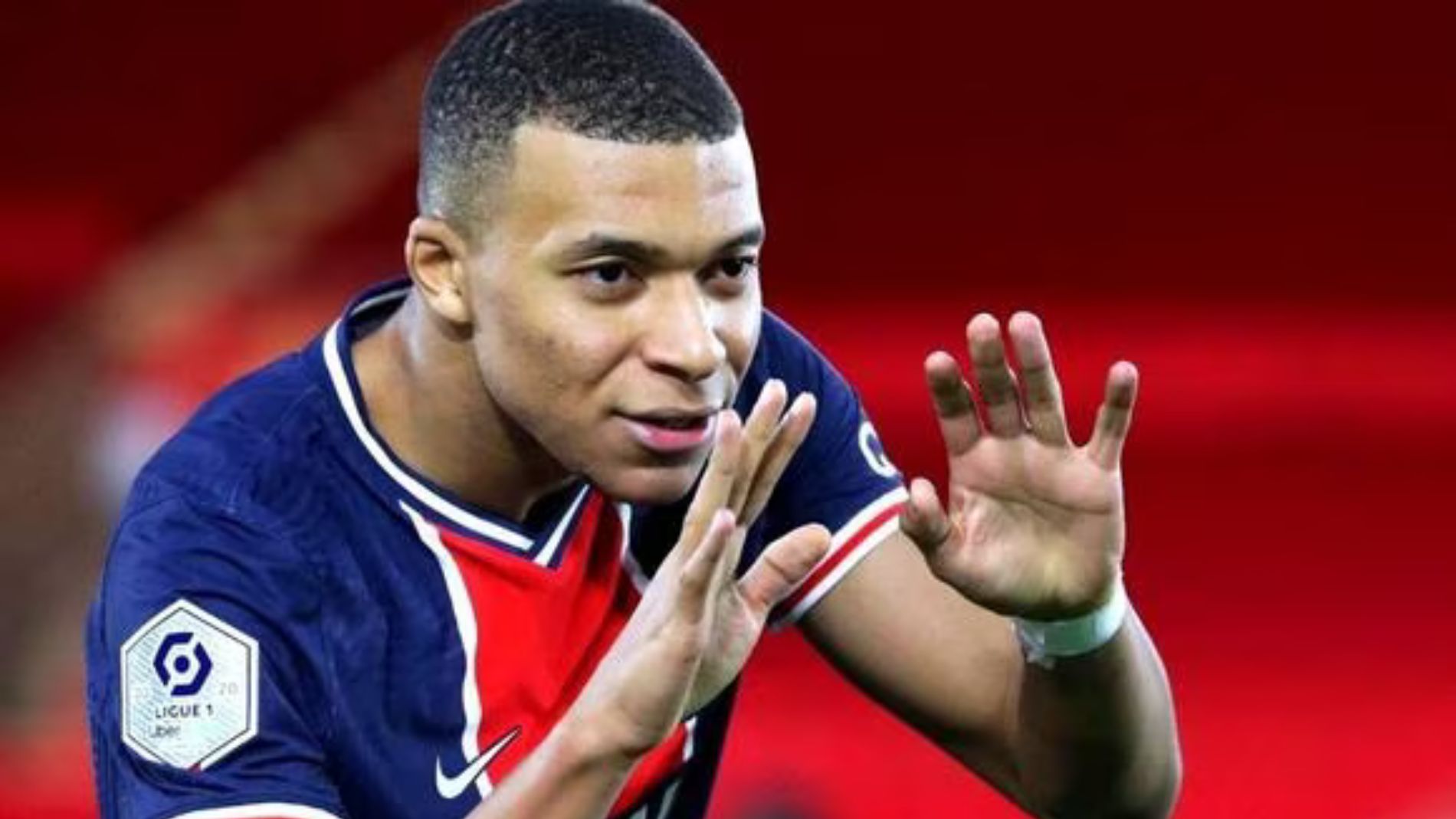 Kylian Mbappé seguirá en PSG hasta que finalice su contrato en 2024