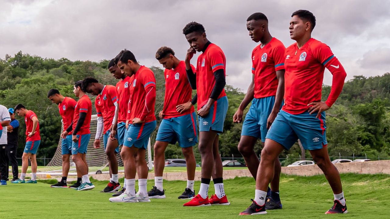 Jugador del Olimpia pide salir del equipo y tres clubes de Liga Nacional se lanzan por su fichaje