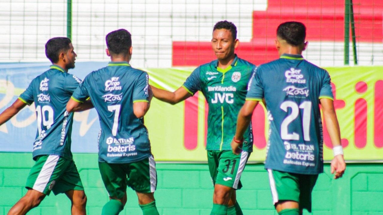 Marathón dará de baja a otro sudamericano tras despachar a delantero Luis Peralta