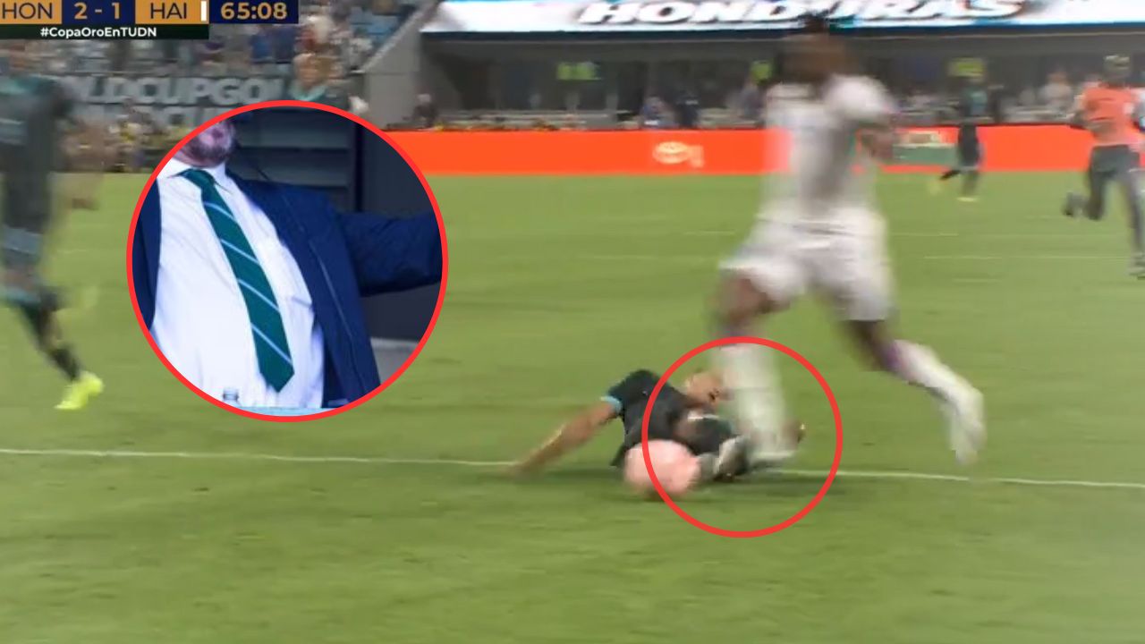 Narrador mexicano 'enloquece' tras el penal no sancionado en contra de Honduras