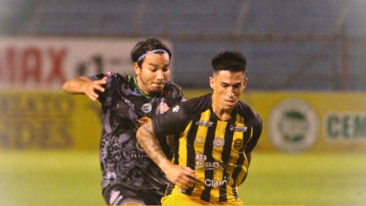 Real España festeja su 94 aniversario dando paliza a histórico equipo salvadoreño