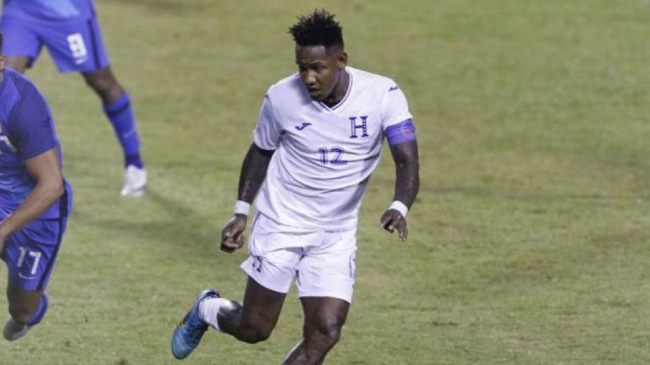 Romell Quioto sorprende al entrenarse con un equipo grande de Liga Nacional
