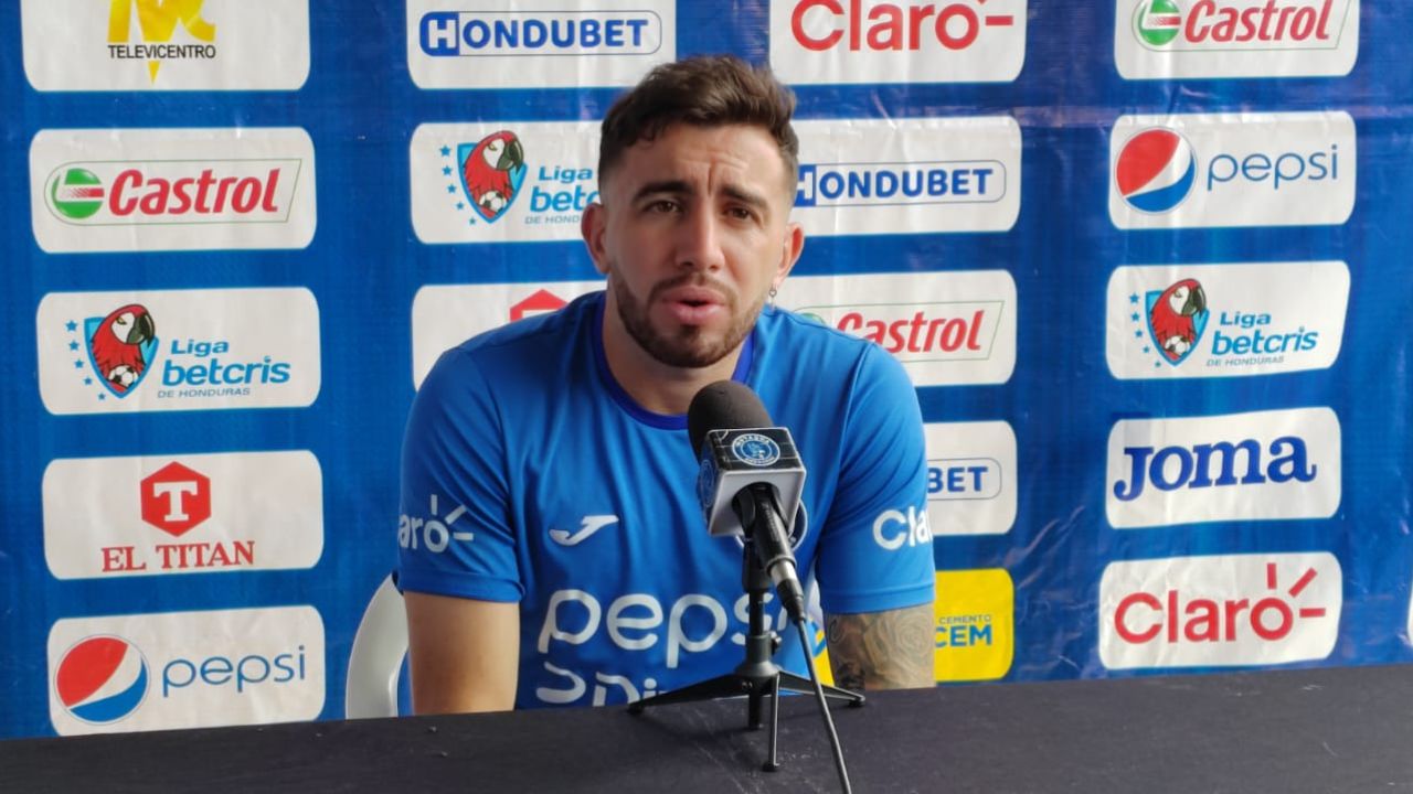 Agustín Auzmendi se refiere al momento del Olimpia y si está desesperado por meter goles