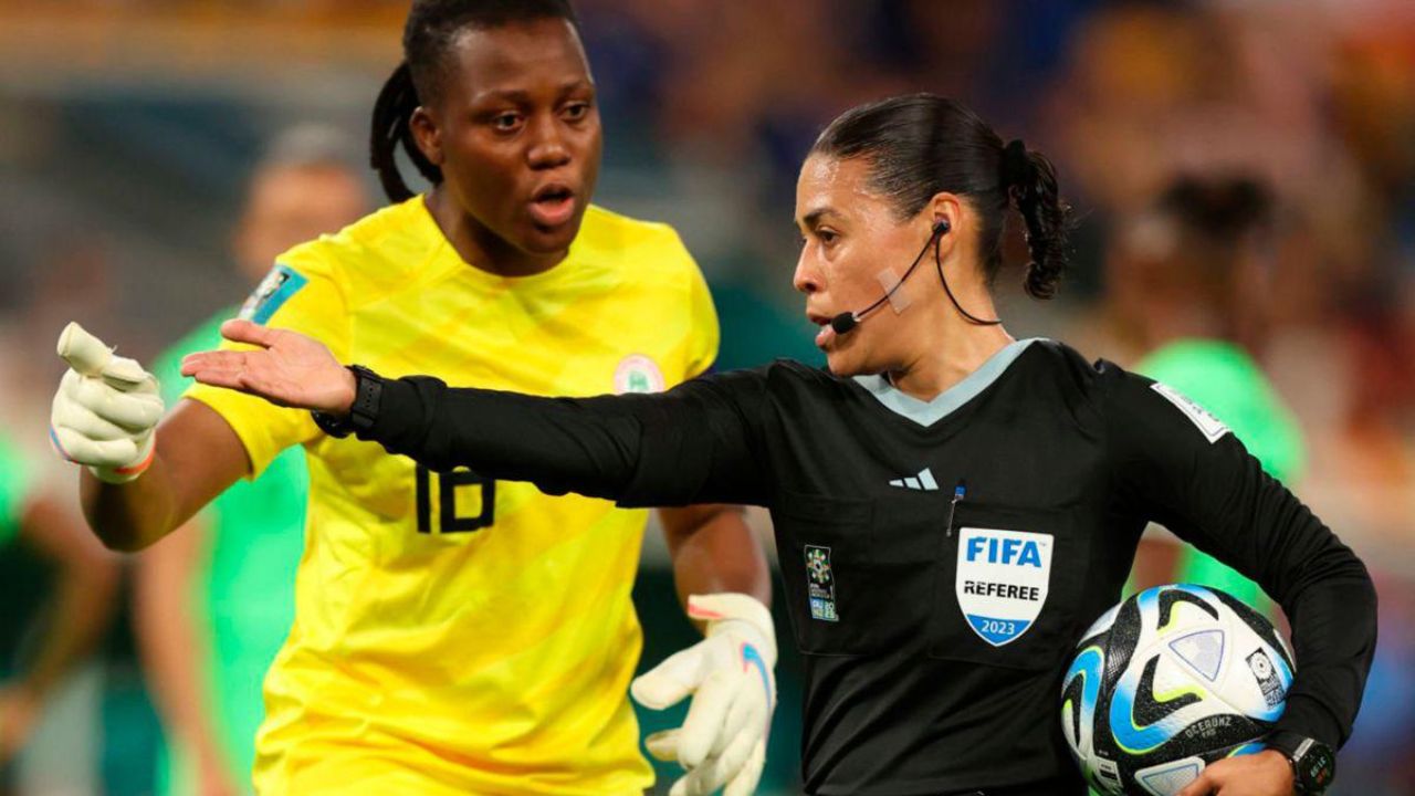 Melissa Pastrana escogida para partido de semifinal en el Mundial Femenino de la FIFA