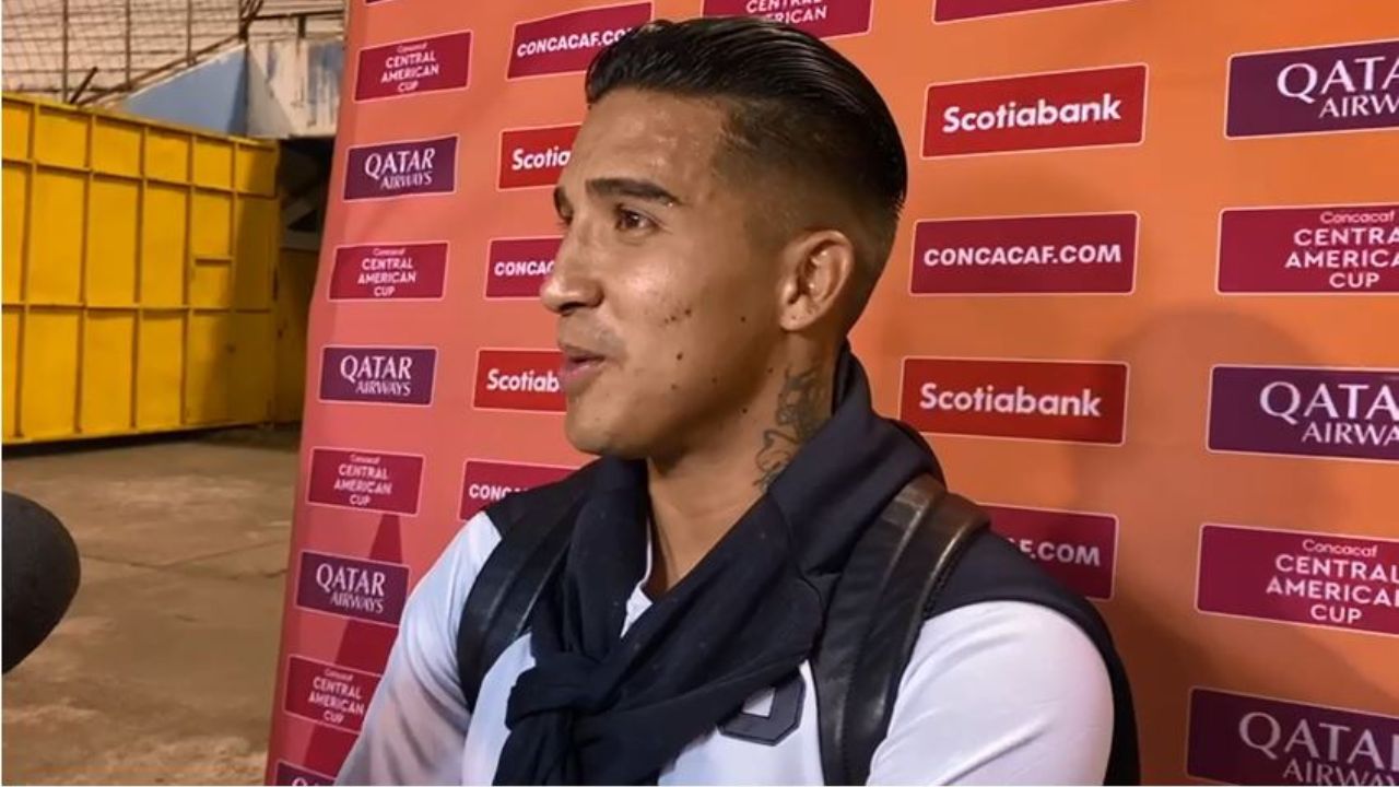 Michaell Chirinos se acuerda del Olimpia luego de debutar goleando con el Saprissa