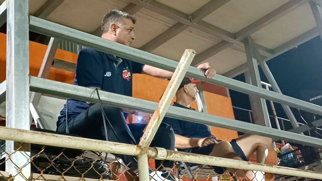Se confirma por qué Diego Vazquez no pudo dirigir al Puntarenas ante Saprissa