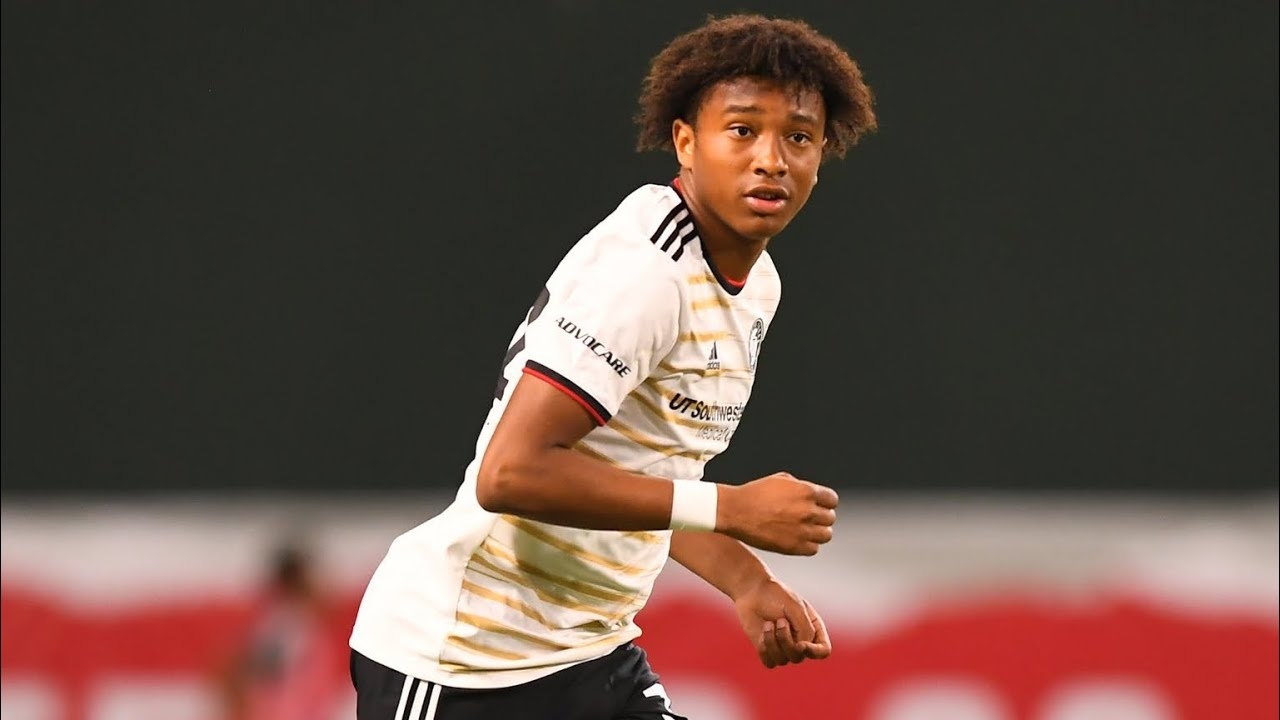 Hondureño Nayrobi Vargas se luce con golazo en torneo internacional con FC Dallas