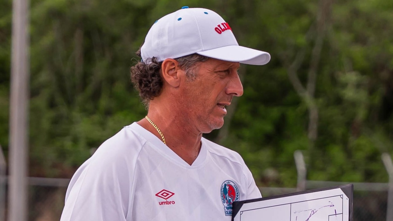 Pedro Troglio confirma las dos bajas que tendrá Olimpia en el debut de la Centroamericana