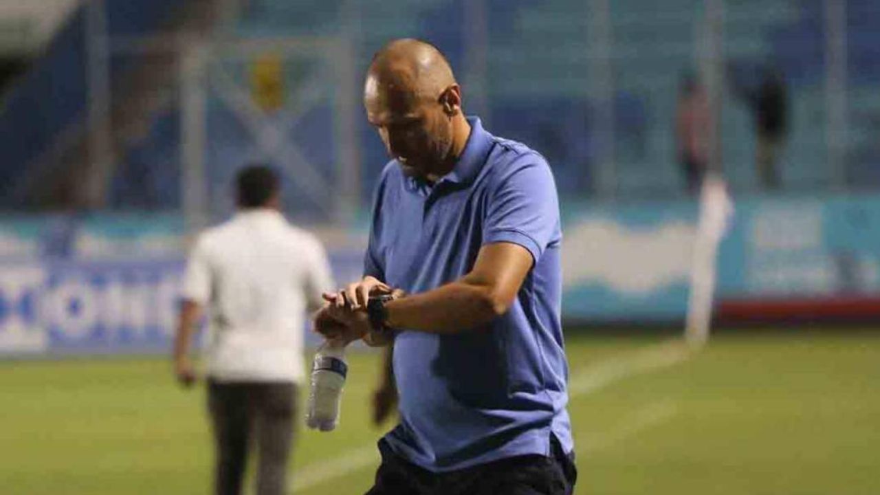 La inesperada reacción de Palomo Rodríguez tras la goleada del Olimpia