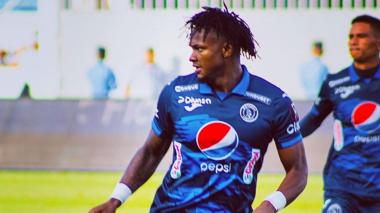 Riky Zapata sobre su convocatoria a la H: 'Esta oportunidad la tomo como una recompensa de Dios'