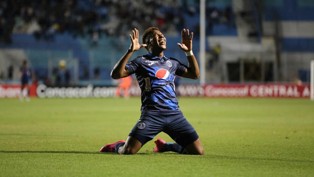 ¡Motagua doblega al Sporting y es líder de su grupo en la Copa Centroamericana!