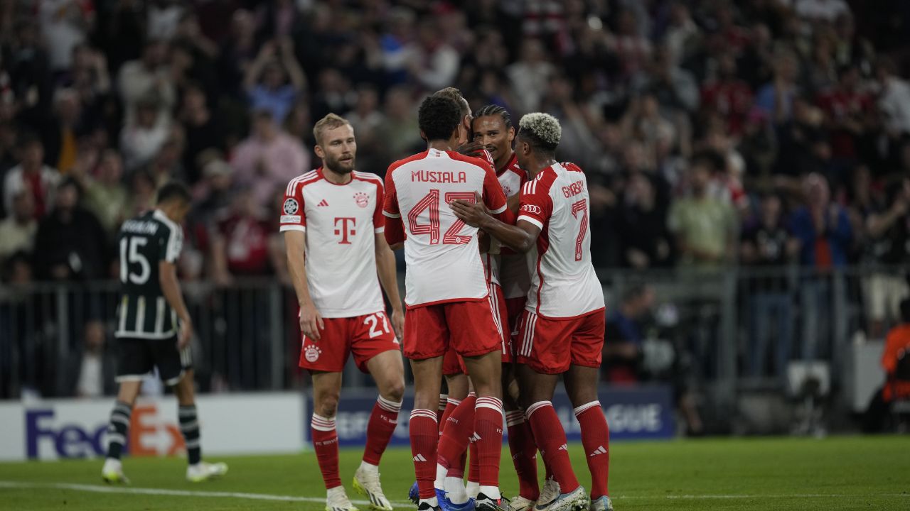 Bayern Múnich goleó al Manchester United y demuestra ser candidato en Champions League
