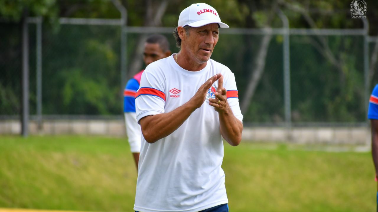 Pedro Troglio recibe tremenda noticia de cara al inicio de la jornada 8 del Apertura
