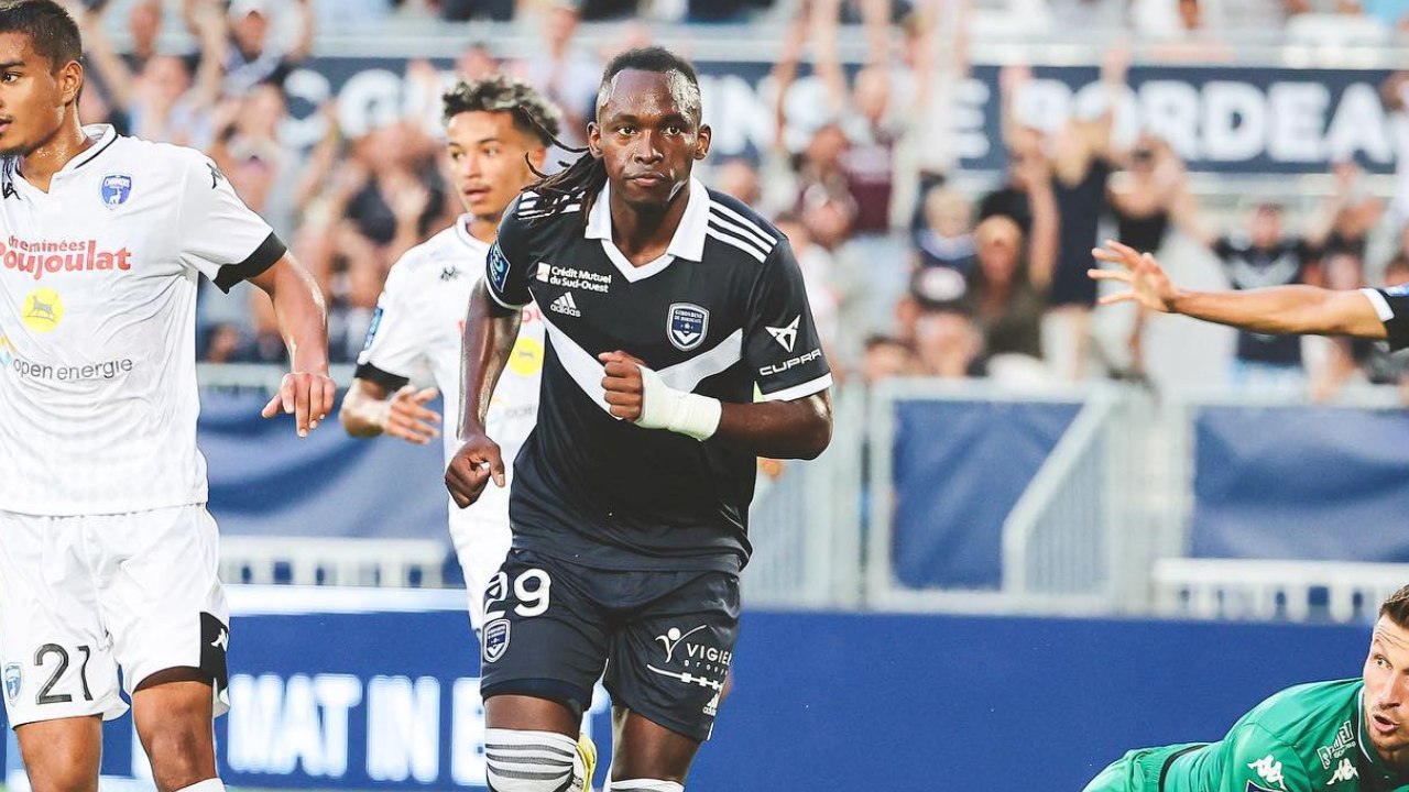Alberth Elis cerca de cambiar de club y ser dirigido por exjugador de Real Madrid