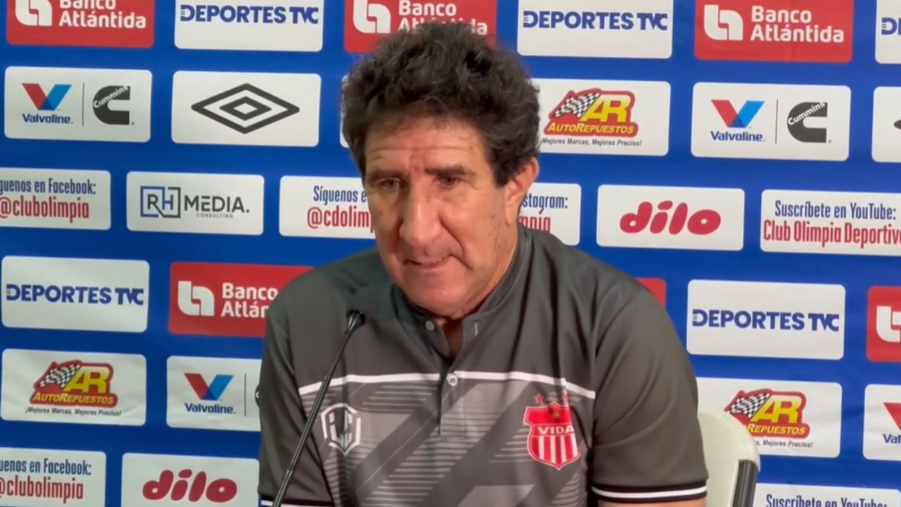 Héctor Vargas hace tremenda queja luego de perder 6-2 contra Olimpia