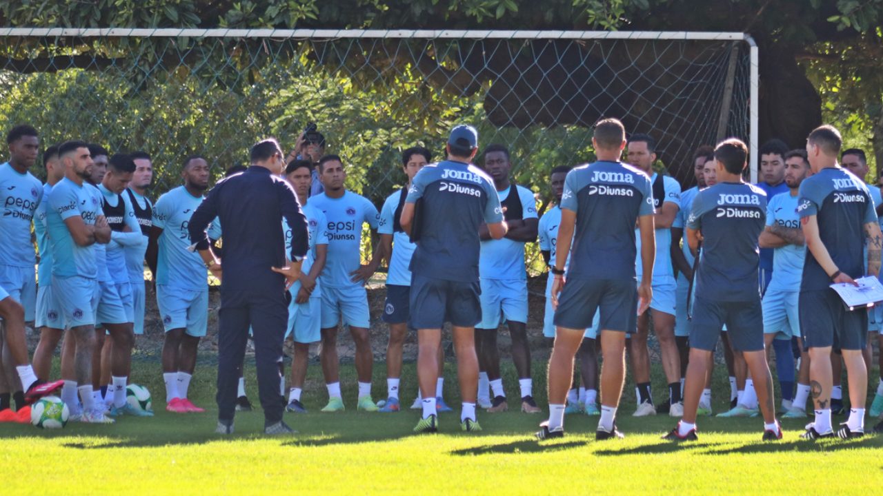 El inesperado futbolista que está entrenando con Motagua para cerrar su fichaje