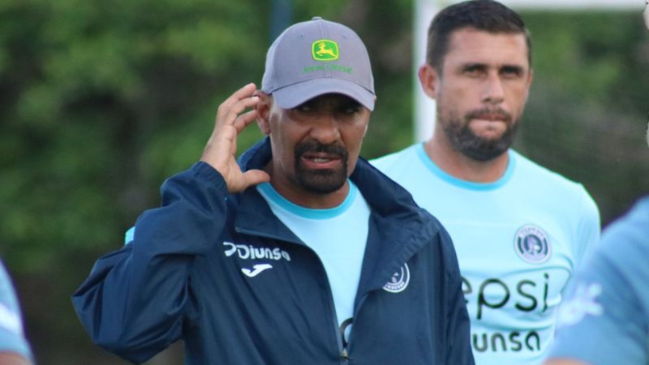 ¿Cuánto tiempo de contrato le quedaba a Ninrod Medina en Motagua?
