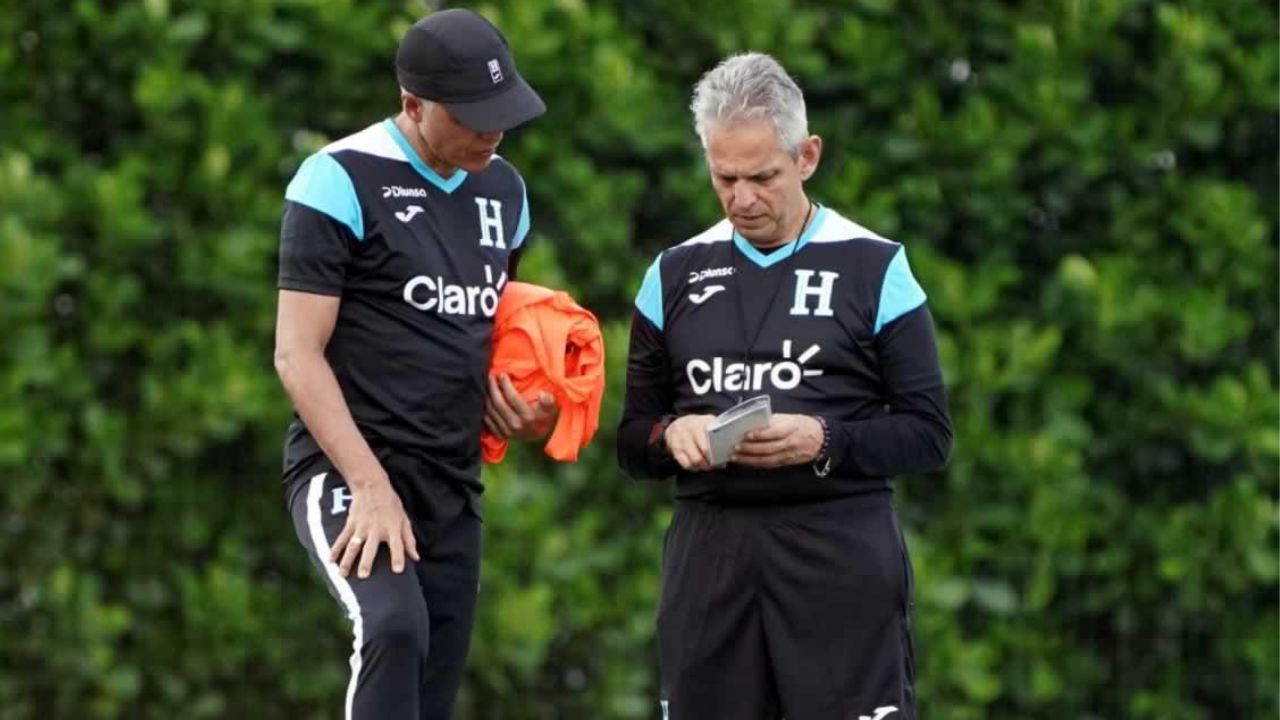 Reinaldo Rueda sorprende a club de la Liga Nacional