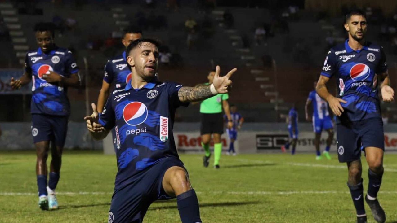 Motagua aplastó al Victoria de la Tota Medina con un inspirado Agustín Auzmendi