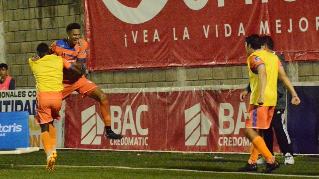 Lobos UPN le ganó por la mínima al Victoria y sale del tunel de la tabla
