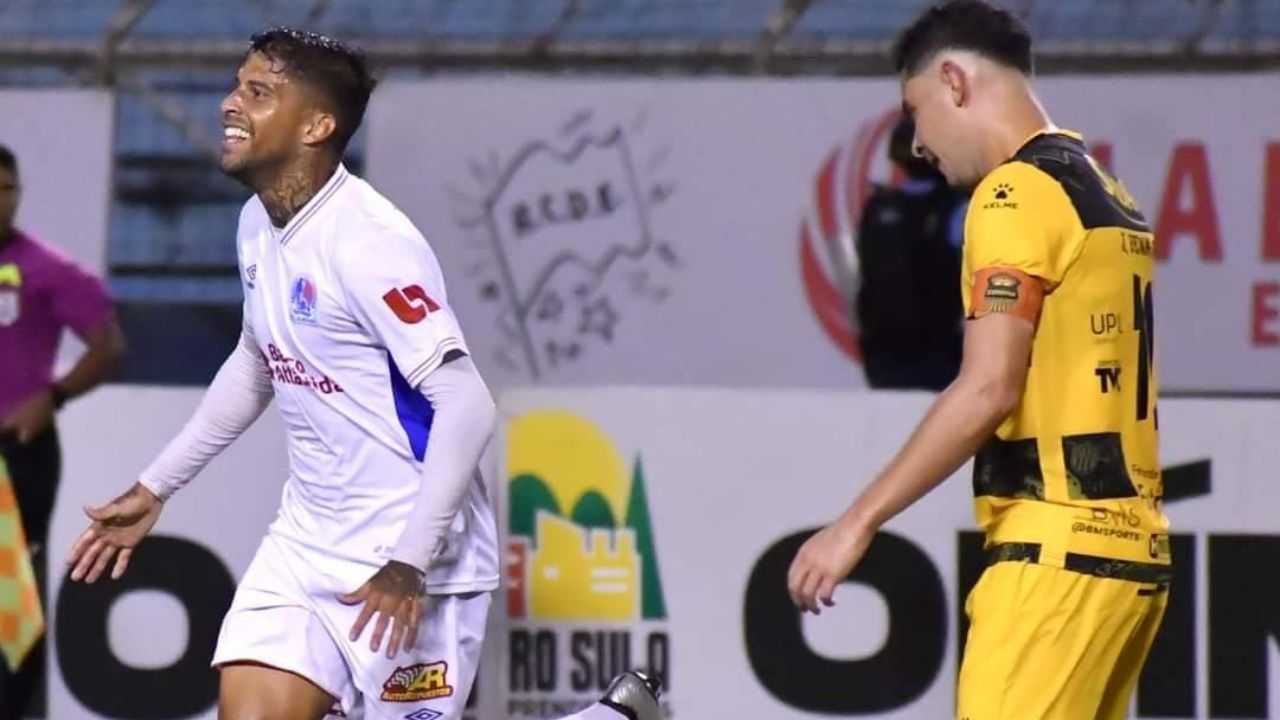 Olimpia le ganó el clásico al Real España gracias a un golazo de Araujo