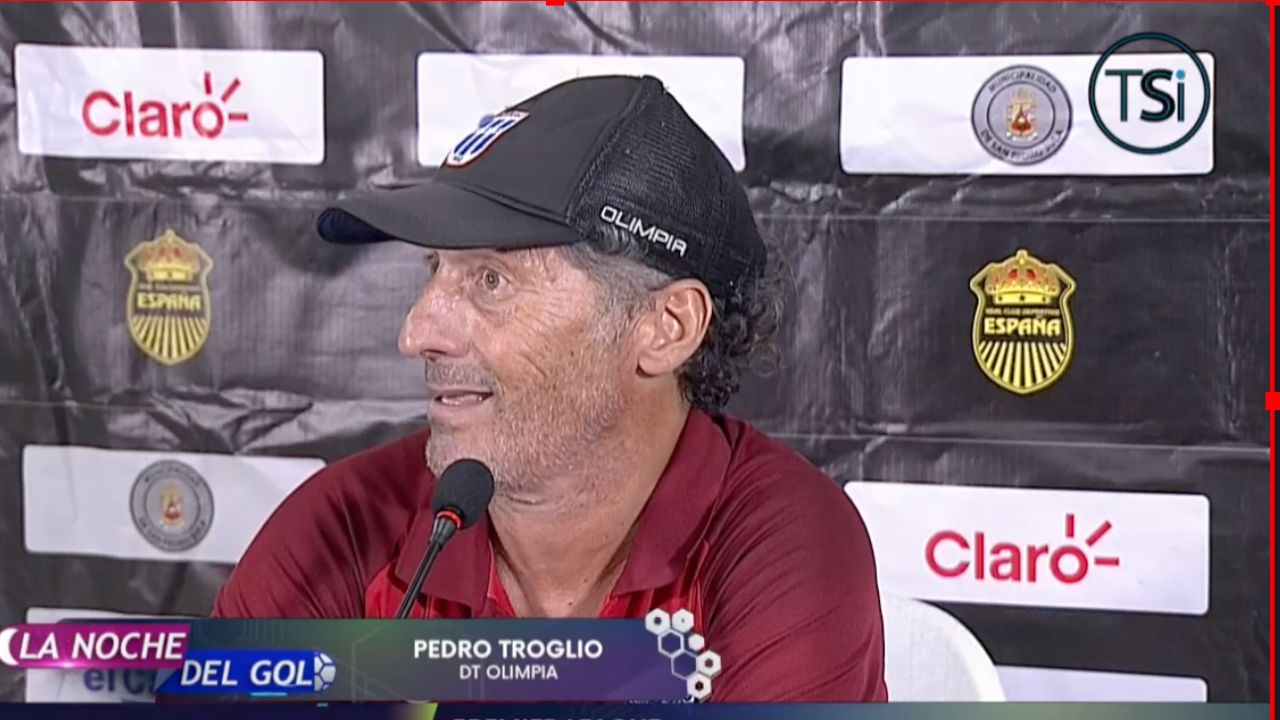 Pedro Troglio recuerda el objetivo de la temporada y el penal y roja que no sancionaron
