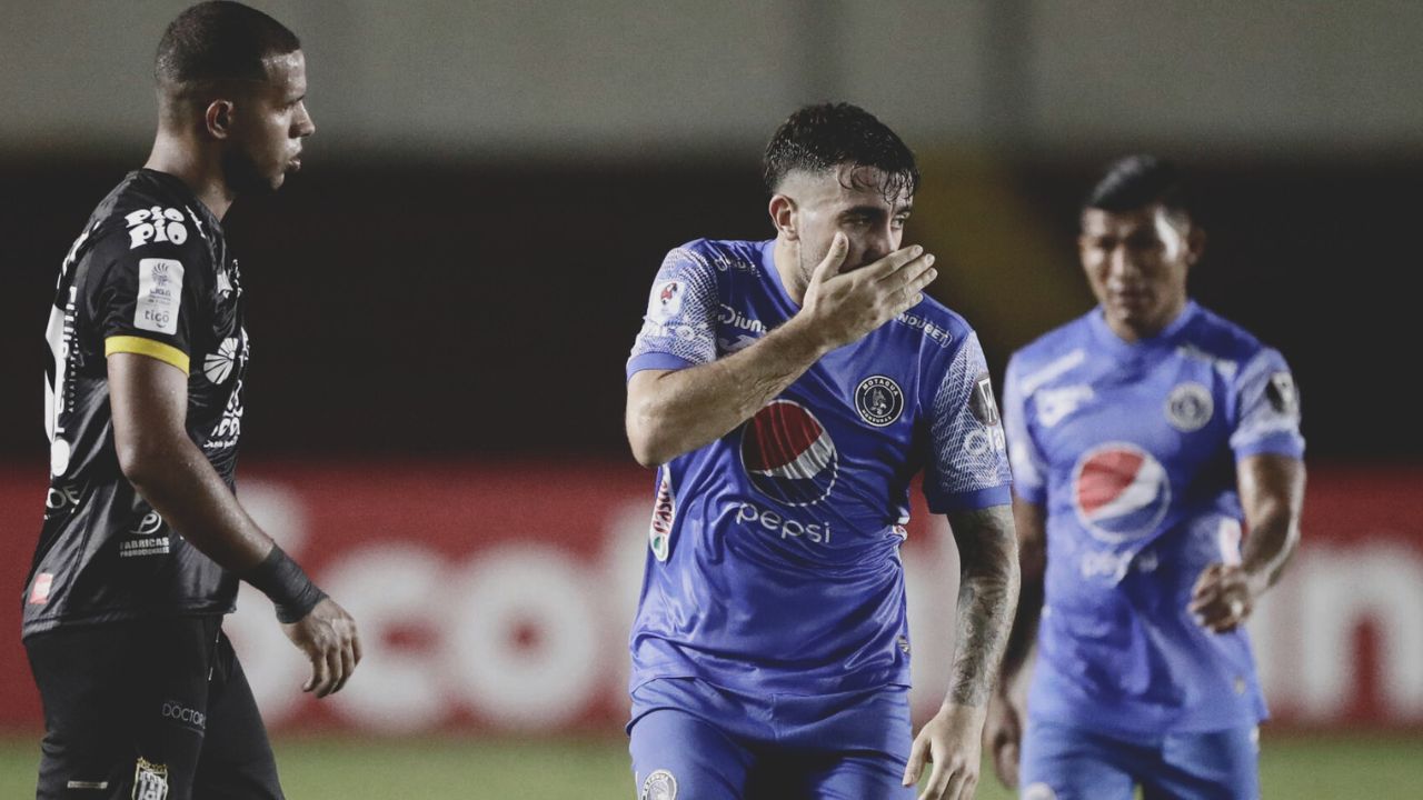 El jugador de Motagua que reaccionó ante la eliminación en la Copa Centroamericana