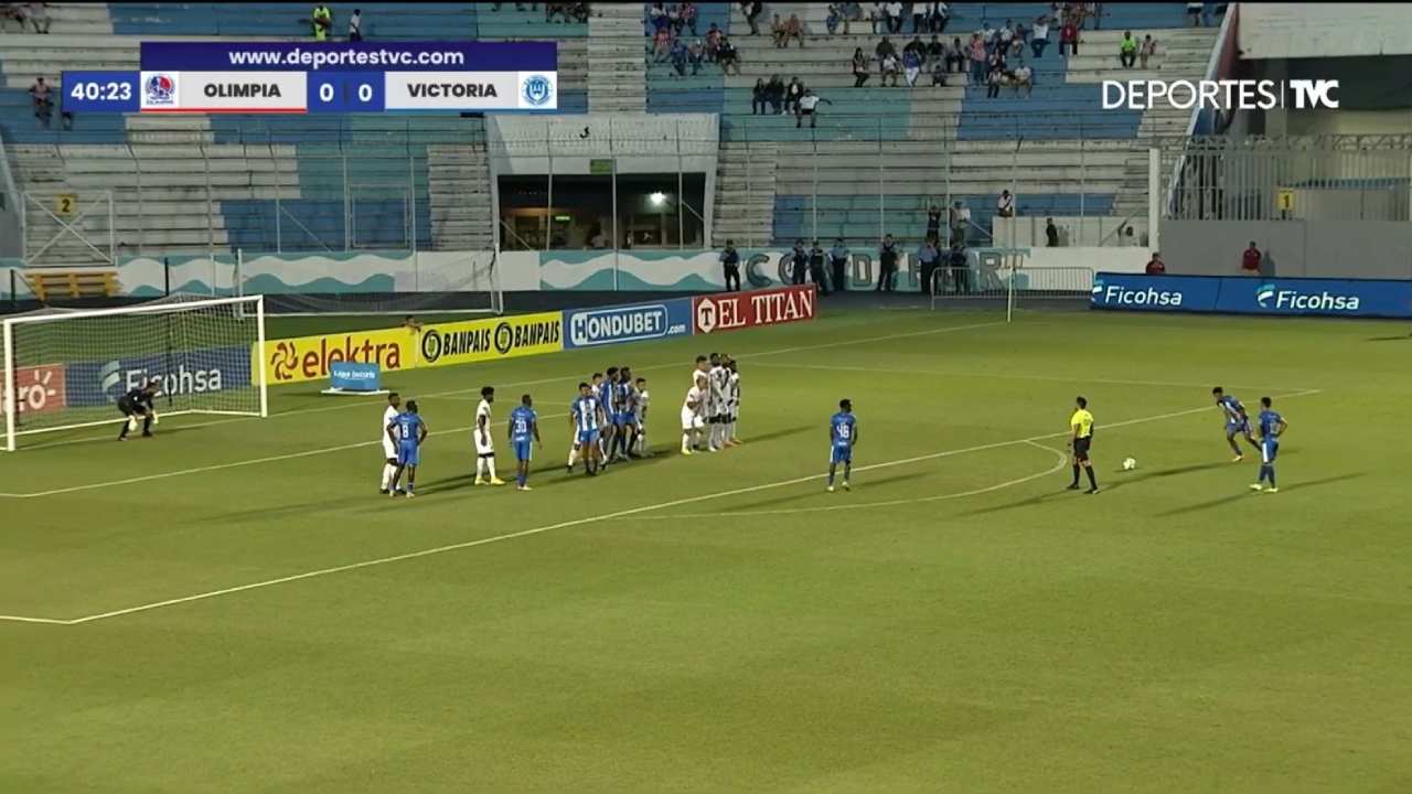VIDEO: Tremenda joya de tiro libre en golazo de Alexy Vega ante Olimpia