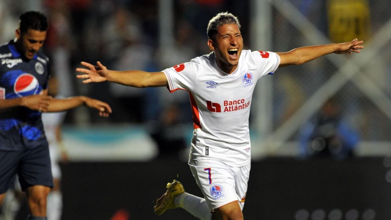 José Mario Pinto explica porque Olimpia fue tan superior ante Motagua