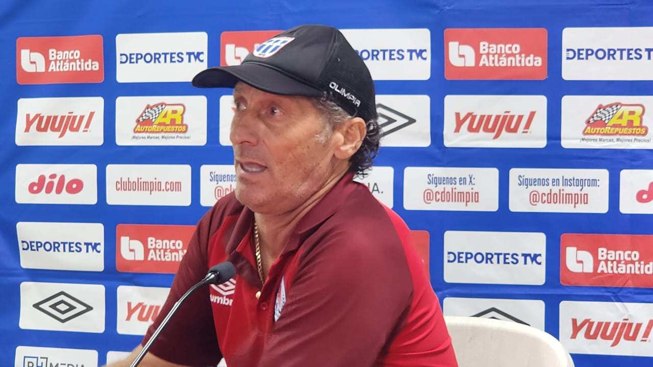 Pedro Troglio sobre el invicto de Olimpia: "Le digo a mis jugadores que no le demos bola"