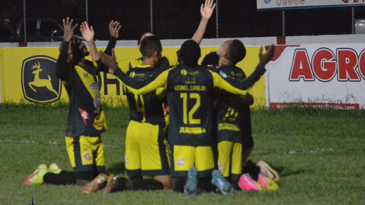 Génesis vence de visita a Real Sociedad y mete al ruedo en puestos de clasificación