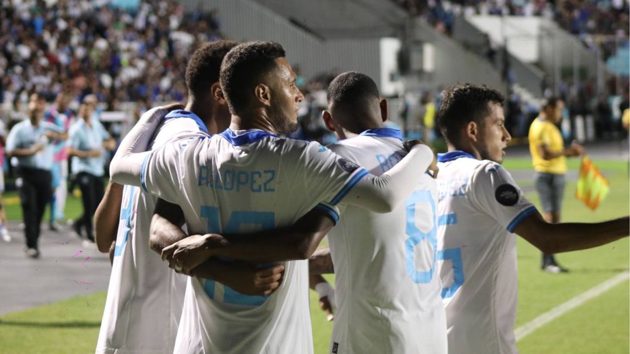 Selección de Honduras recibe tremenda noticia respecto a su partido ante Cuba