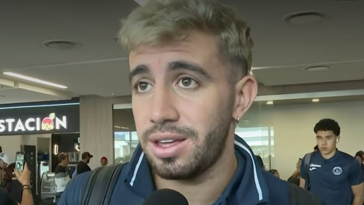 Agustín Auzmendi expone si ha recibido ofertas del fútbol Sudamérica