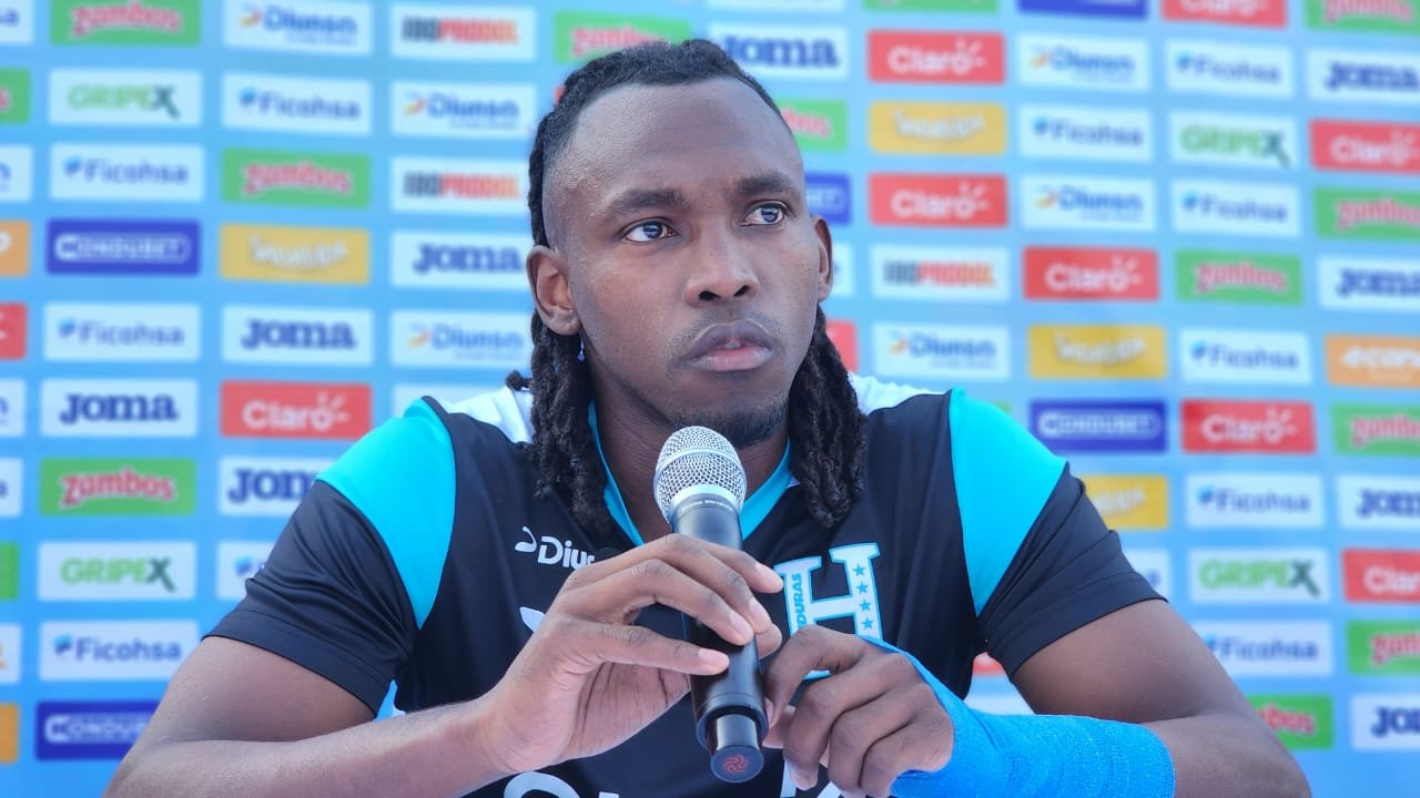 Alberth Elis, con solicitud a los árbitros y deja mensaje a los que creen que Honduras tiene miedo