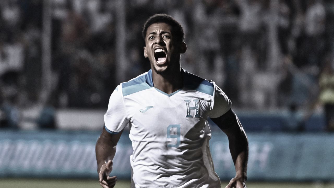 Choco Lozano recibe terrible noticia a poco de jugar con Honduras en la fecha FIFA