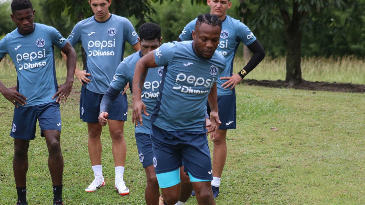 Confirmado: Motagua tiene su primera alta para el Clausura 2024 y ya entrena con el club
