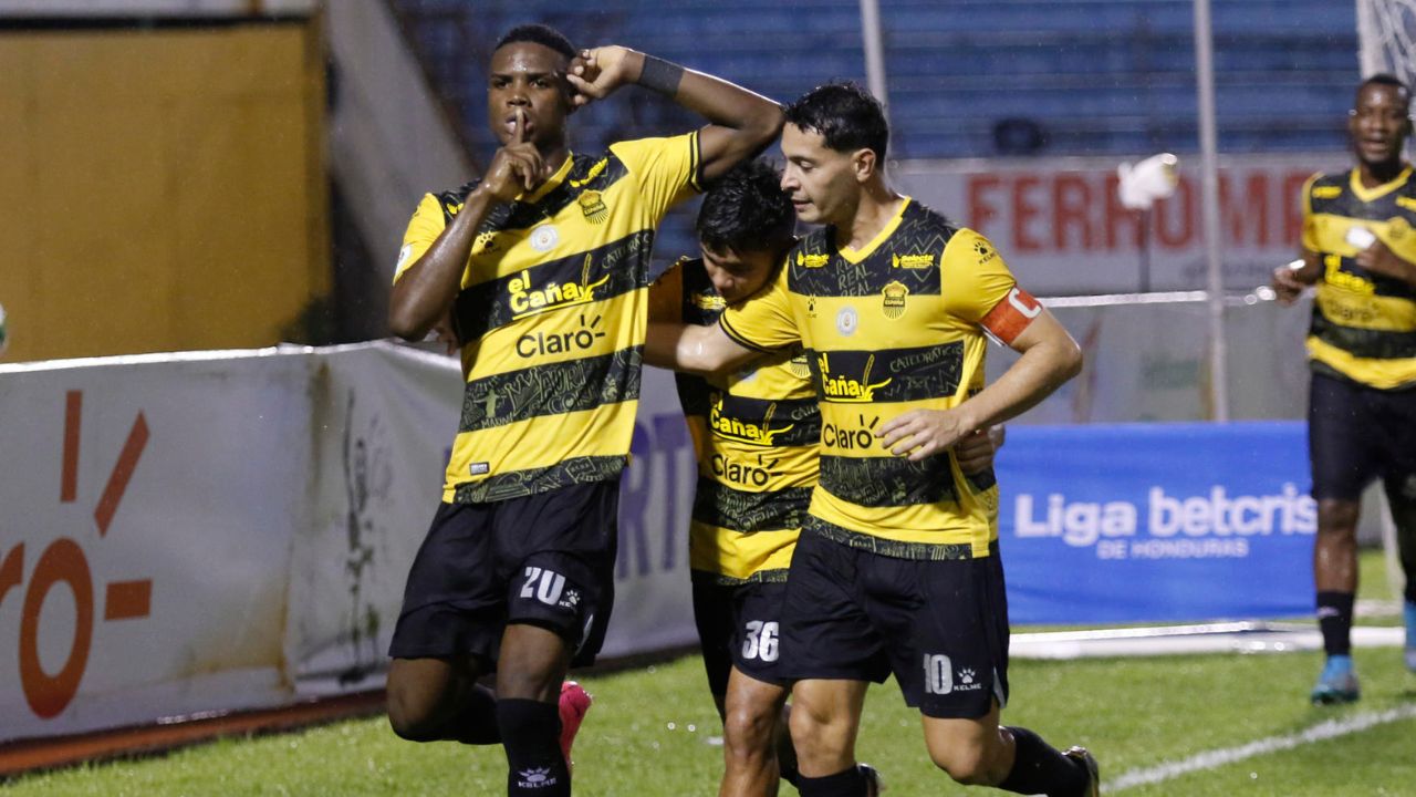 Real España gana ante Vida y se sueña con la Liguilla