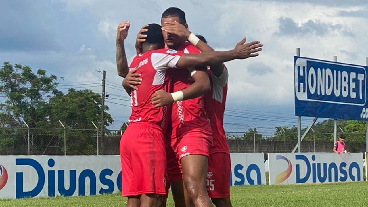 Real Sociedad le remonta a Motagua en un vibrante partido en Tocoa