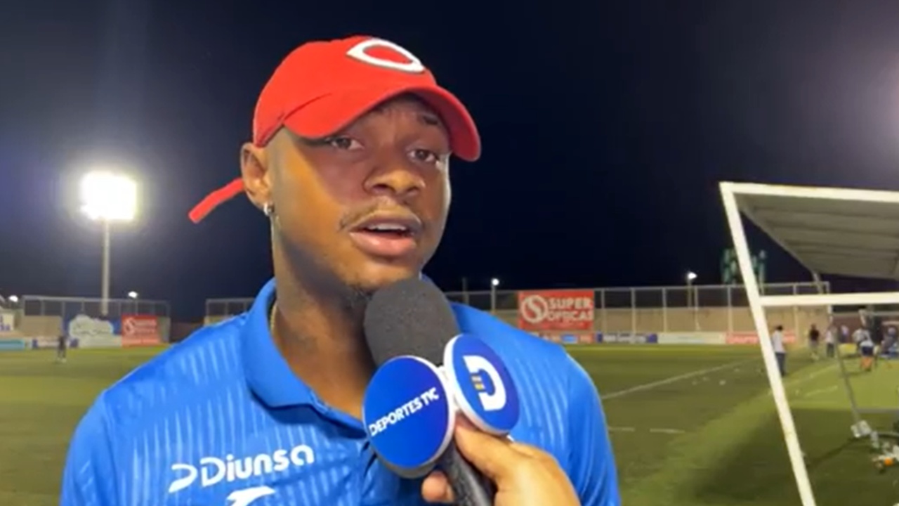 Riky Zapata reacciona tras no ser convocado por Rueda a la Selección de Honduras