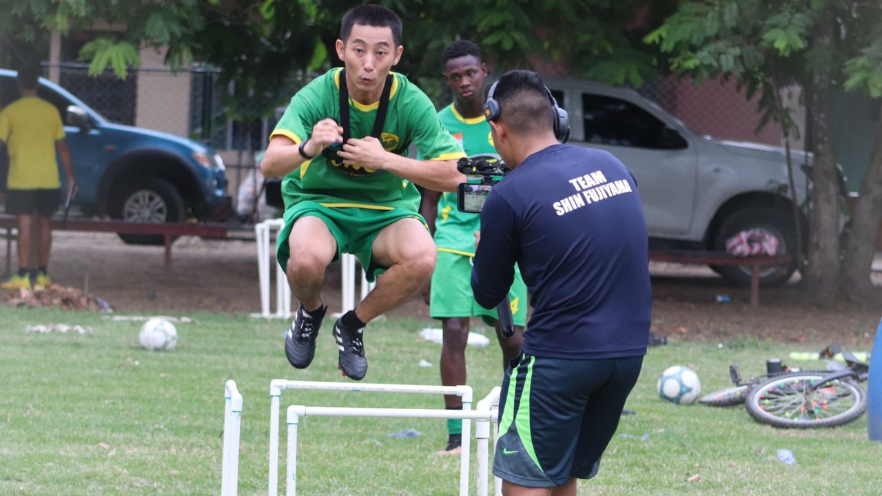 Shin Fujiyama sorprende al unirse a las filas de un club hondureño profesional