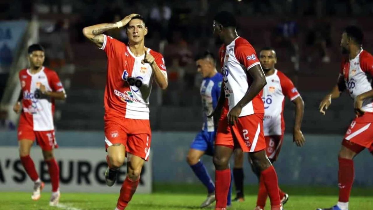 Vida se impone ante el Victoria en un intenso clásico ceibeño por la Jornada 16