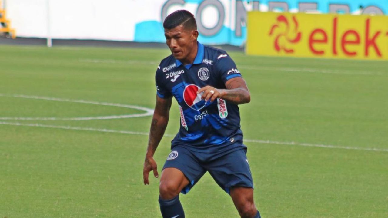 Chino López propinó duro golpe a equipo de la Liga Nacional previo a su fichaje en Marathón