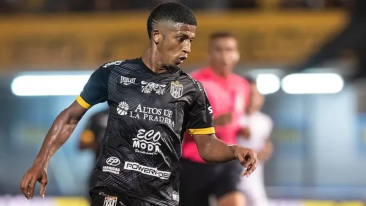 Lo que no sabías de Jorge Serrano, el nuevo fichaje de Motagua: 16 goles y MVP en el 2023