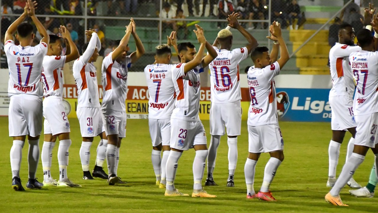 Las otras tres bajas que tendría Olimpia tras la salida de Brayan Moya