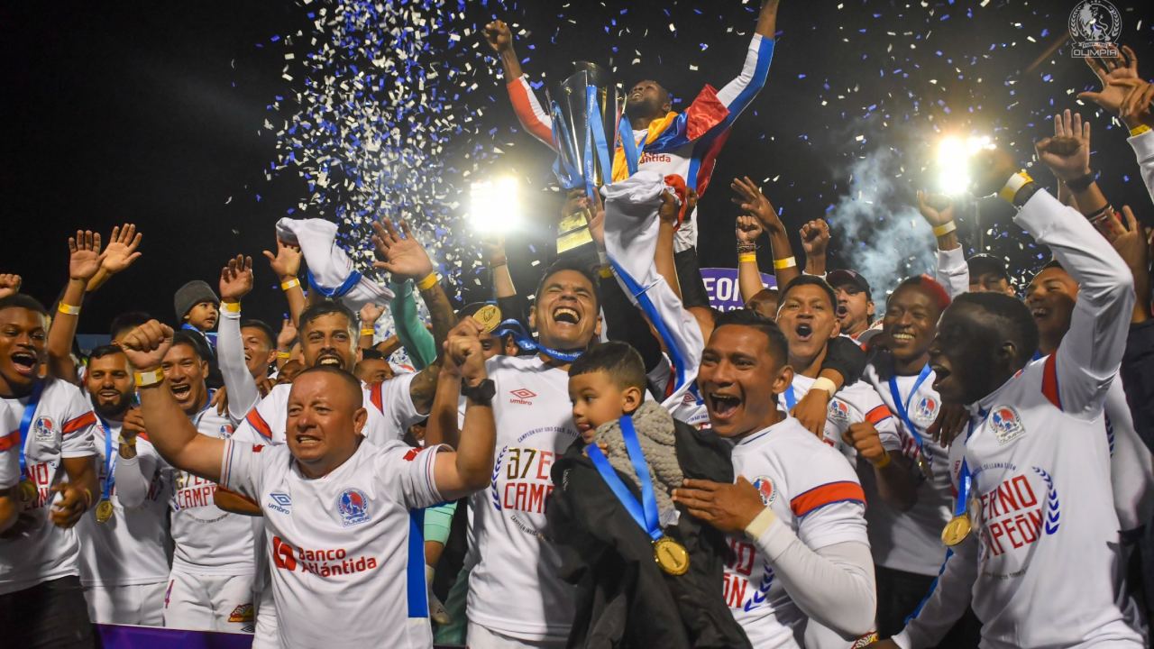 Alajuelense quiere quedarse con figura a Olimpia para el próximo torneo
