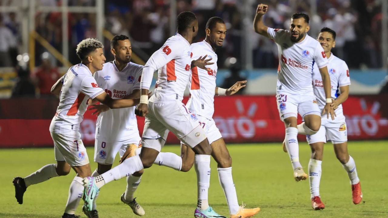 Olimpia recibe tremendo reconocimiento tras coronarse como campeón invicto
